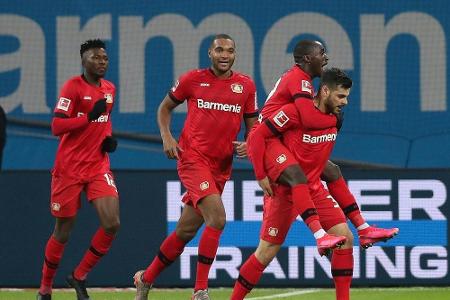 Trotz zweimaliger Führung: BVB verliert Spektakel-Spiel bei Bayer Trotz zweimaliger Führung: BVB verliert Spektakel-Spiel bei Bayer