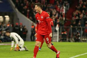 Nach Neuer-Patzer: Lewandowski rettet Bayern die Chelsea-Generalprobe