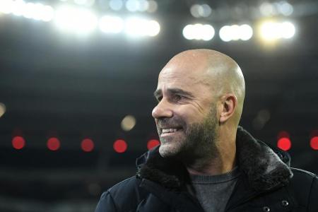 Bosz kritisiert Elfmeter-Wiederholung: Bosz kritisiert Elfmeter-Wiederholung: