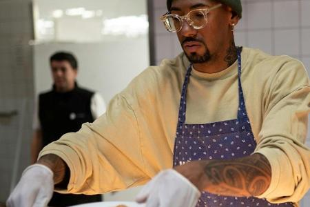 Boateng unterstützt Tafeln in München und Berlin Boateng unterstützt Tafeln in München und Berlin