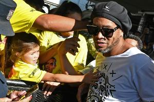 Ronaldinho offenbar mit gefälschtem Pass in Paraguay erwischt