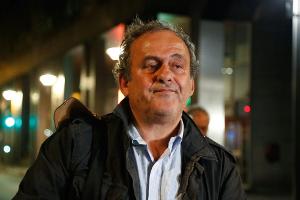 Platini fordert nach Ende seiner Sperre Geld