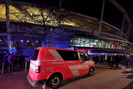 DHB-Pokal: Kiel gewinnt nach Hallen-Evakuierung DHB-Pokal: Kiel gewinnt nach Hallen-Evakuierung