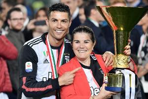 Nach Schlaganfall: Ronaldos Mutter auf dem Weg der Besserung