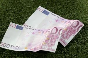 FIFA-Bilanz für 2019: Klubs zahlen weltweit 6,63 Milliarden Euro für neue Spieler