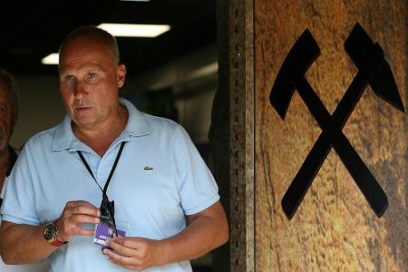Aue-Boss Leonhardt warnt: Aue-Boss Leonhardt warnt: