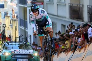 Radsport: Buchmann gelingt Sieg im ersten Saisonrennen