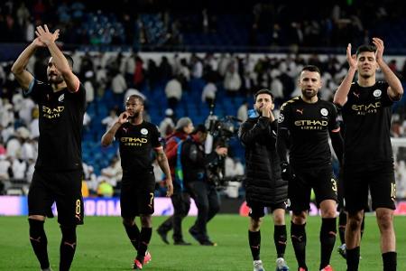 Gündogan gewinnt mit ManCity zum dritten Mal in Folge den Ligapokal Gündogan gewinnt mit ManCity zum dritten Mal in Folge den Ligapokal