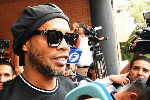 Anwalt über Ronaldinho: "Er wusste nicht, dass der Pass gefälscht war"