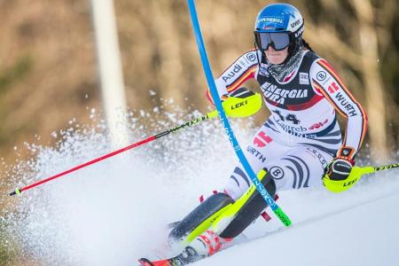 Ski-Rennläuferin Ackermann erklärt ihren Rücktritt Ski-Rennläuferin Ackermann erklärt ihren Rücktritt