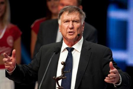 Ex-Nationalspieler Piontek wird 80 Ex-Nationalspieler Piontek wird 80