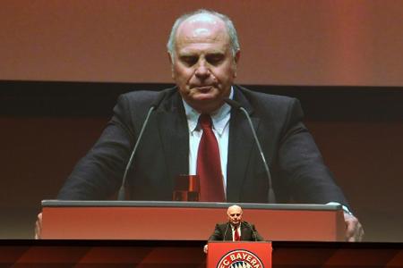 Wegen Coronakrise: Hoeneß erwartet Wegen Coronakrise: Hoeneß erwartet