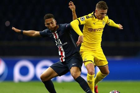 Kehrer verteidigt Yoga-Jubel gegen Dortmund: Kehrer verteidigt Yoga-Jubel gegen Dortmund: