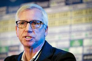 Trainer Pardew muss ADO Den Haag verlassen