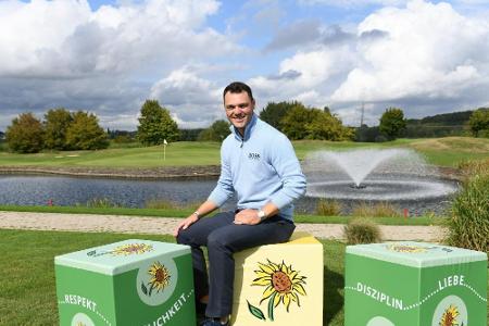 Golfprofi Kaymer startet Hilfsaktion und spendet 50.000 Euro Golfprofi Kaymer startet Hilfsaktion und spendet 50.000 Euro