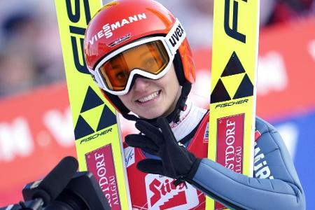 Frauen-Skispringen: Althaus hofft auf Erlaubnis zum Fliegen Frauen-Skispringen: Althaus hofft auf Erlaubnis zum Fliegen