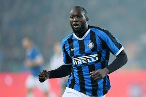 Inters Lukaku mit Corona-Verdacht: "Schwöre, dass 23 von 25 Spielern krank waren"
