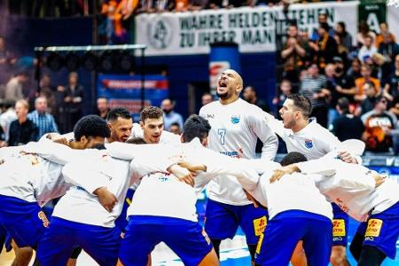 Basketball: Crowdfunding-Projekt beschert MBC fast 96.000 Euro Basketball: Crowdfunding-Projekt beschert MBC fast 96.000 Euro