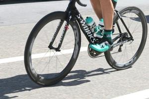 Erstes deutsches Radrennen nach Corona-Pause: 40 Fahrer auf dem Sachsenring