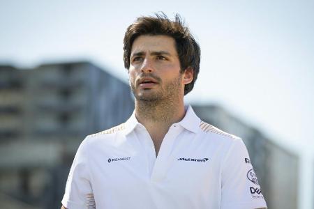Medien: Carlos Sainz Favorit auf Vettel-Nachfolge bei Ferrari Medien: Carlos Sainz Favorit auf Vettel-Nachfolge bei Ferrari