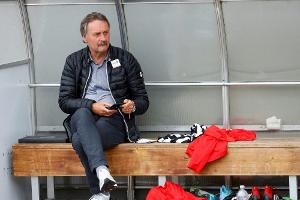 Peter Neururer: "Fußball in der ersten und zweiten Liga muss stattfinden"