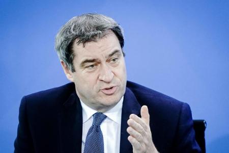 Söder warnt Fußball: Liga steht Söder warnt Fußball: Liga steht