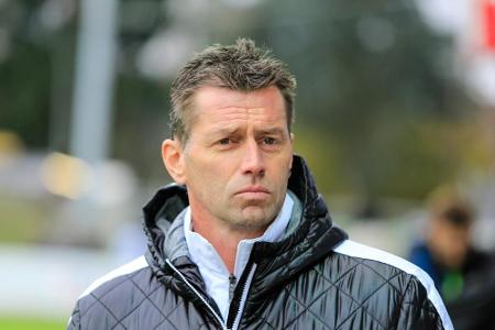 BVB trennt sich von U19-Trainer Skibbe BVB trennt sich von U19-Trainer Skibbe