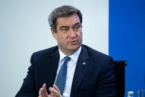 Söder macht dem Fußball Hoffnung: "Halte Geisterspiele für denkbar"