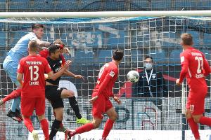 Heidenheim siegt und bleibt im Aufstiegsrennen