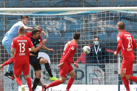 Heidenheim siegt und bleibt im Aufstiegsrennen Heidenheim siegt und bleibt im Aufstiegsrennen