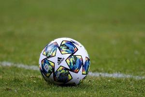Umfrage: Klubs sollen Vorbildfunktion den Spielern besser vermitteln