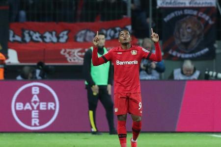 Bayer-Ass Bailey blendet Rassismus aus Bayer-Ass Bailey blendet Rassismus aus
