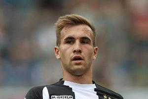 Kiel verpflichtet Komenda bis 2023