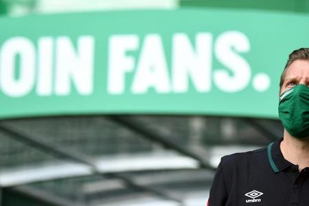 Jubelfeier vor dem Weserstadion: Kohfeldt bittet Fans, zu Hause zu bleiben Jubelfeier vor dem Weserstadion: Kohfeldt bittet Fans, zu Hause zu bleiben
