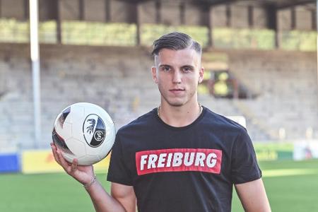Freiburg verpflichtet Stürmer Demirovic Freiburg verpflichtet Stürmer Demirovic
