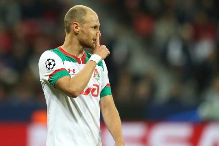 Ex-Weltmeister Höwedes beendet seine Karriere Ex-Weltmeister Höwedes beendet seine Karriere