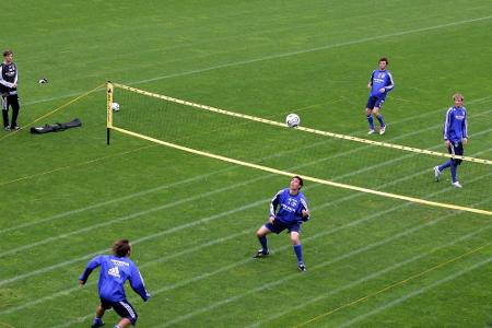 Ex-Profis Mattuschka und Köhler Dritte bei inoffizieller Fußballtennis-WM Ex-Profis Mattuschka und Köhler Dritte bei inoffizieller Fußballtennis-WM