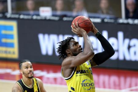 Basketball: Spieler-Trio verlässt Alba Berlin Basketball: Spieler-Trio verlässt Alba Berlin