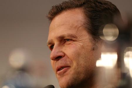 Belastungsdebatte: Bierhoff pocht auf DFB-Rechte Belastungsdebatte: Bierhoff pocht auf DFB-Rechte