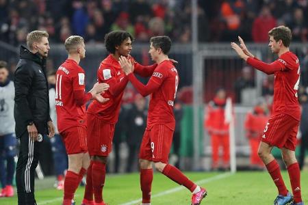 Weiter mit fünf Auswechslungen: IFAB verlängert Regelung bis Sommer 2021 Weiter mit fünf Auswechslungen: IFAB verlängert Regelung bis Sommer 2021