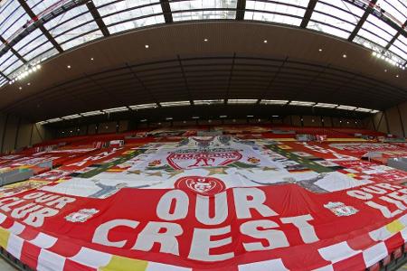 Meisterzeremonie für den FC Liverpool auf legendärer Tribüne Meisterzeremonie für den FC Liverpool auf legendärer Tribüne