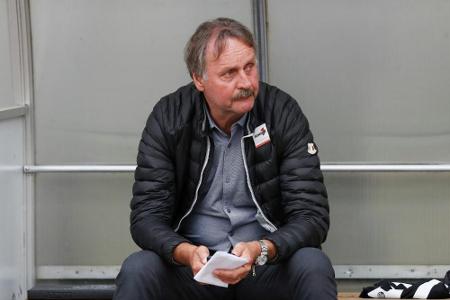 Neururer neuer Cheftrainer bei Spielergewerkschaft VDV Neururer neuer Cheftrainer bei Spielergewerkschaft VDV