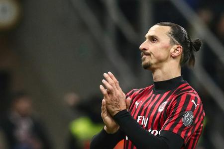 Ibrahimovic dementiert Gerüchte über Karriereende Ibrahimovic dementiert Gerüchte über Karriereende