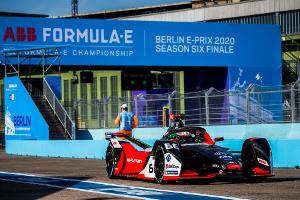Rast in der Formel E auf Platz elf - da Costa gewinnt