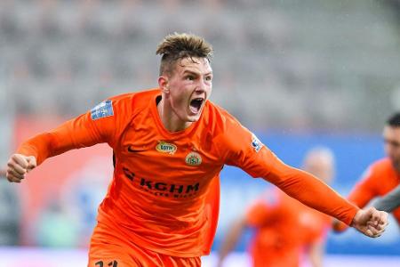 Erster Saison-Transfer: Wolfsburg holt polnischen Nachwuchsstürmer Bialek Erster Saison-Transfer: Wolfsburg holt polnischen Nachwuchsstürmer Bialek