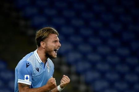 Higuain-Rekord mit 36 Toren eingestellt: Goldener Schuh an Ex-BVB-Profi Immobile Higuain-Rekord mit 36 Toren eingestellt: Goldener Schuh an Ex-BVB-Profi Immobile