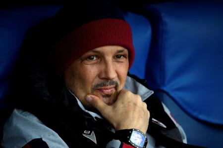 Bologna-Trainer Mihajlovic von Leukämie-Erkrankung genesen Bologna-Trainer Mihajlovic von Leukämie-Erkrankung genesen