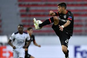 Bayer wieder mit Palacios