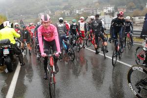 19. Giro-Etappe nach Fahrer-Protesten verkürzt