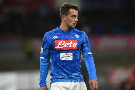 Frankfurt verpflichtet Confed-Cup-Sieger Younes auf Leihbasis Frankfurt verpflichtet Confed-Cup-Sieger Younes auf Leihbasis